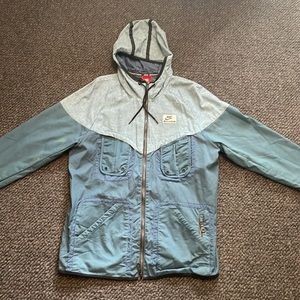 Nike International Zip-Up Jacket Men’s Large